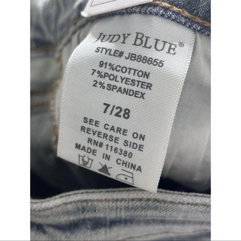 Judy Blue Flare Fit Jeans - Picture 14 of 16
